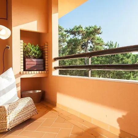Bwelcome Aroeira & Golf דירה
